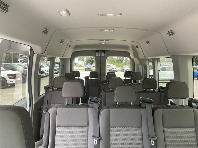 2024 Ford Transit Passenger Wagon XLT