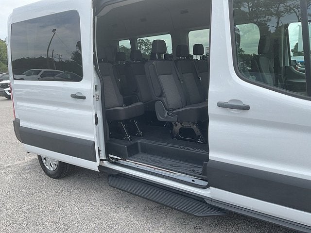 2024 Ford Transit Passenger Wagon XLT