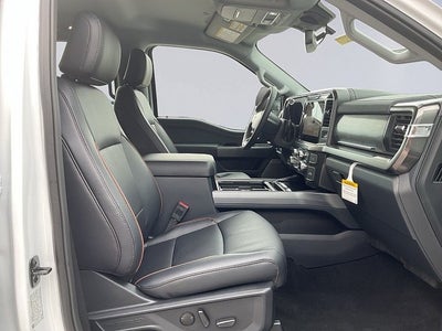 2027 Ford Super Duty F-350 SRW LARIAT
