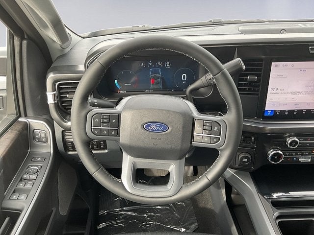 2027 Ford Super Duty F-350 SRW LARIAT