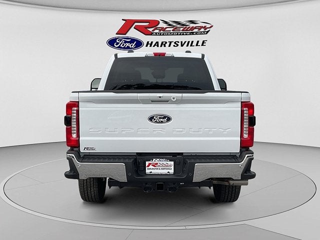 2027 Ford Super Duty F-350 SRW LARIAT