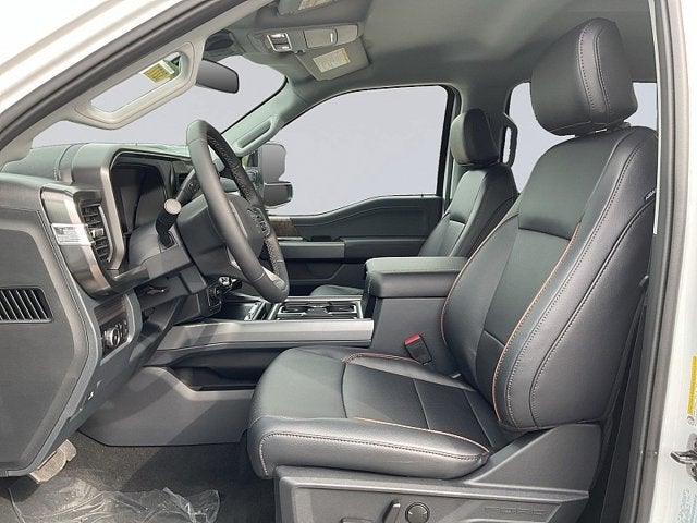 2027 Ford Super Duty F-350 SRW LARIAT