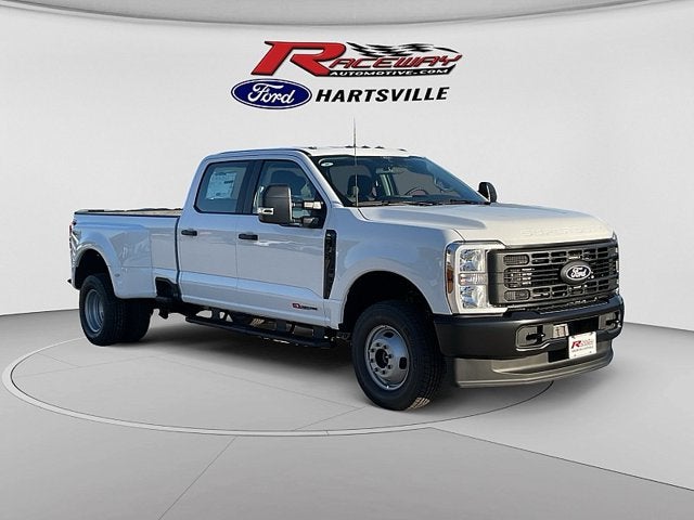 2027 Ford Super Duty F-350 DRW XL