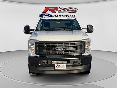 2027 Ford Super Duty F-350 DRW XL