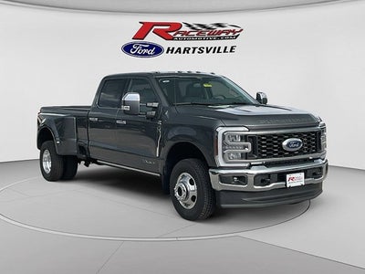 2026 Ford Super Duty F-350 DRW LARIAT