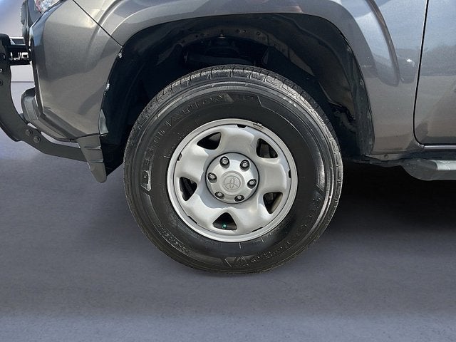 2022 Toyota Tacoma 2WD SR5