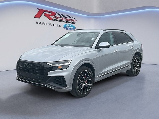 2022 Audi Q8 Premium Plus