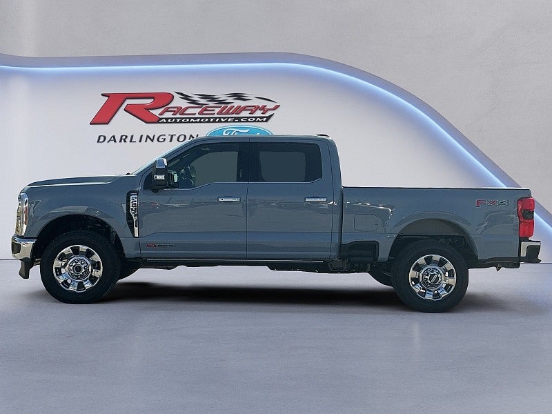 2026 Ford Super Duty F-250 4WD LARIAT