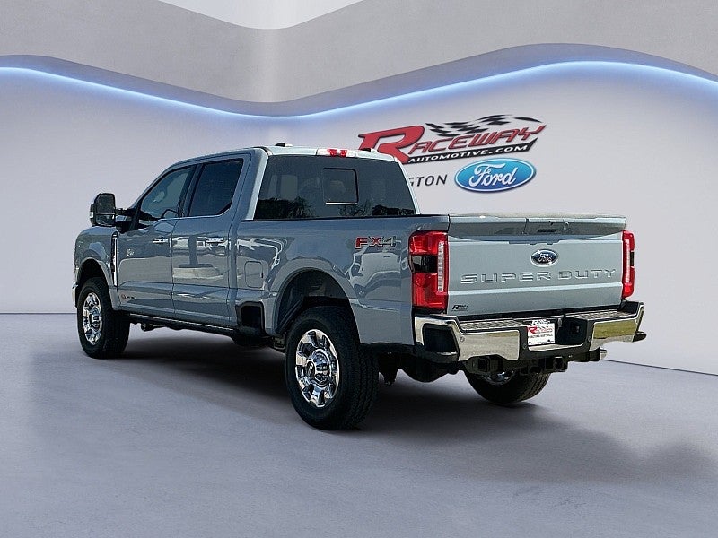 2026 Ford Super Duty F-250 4WD LARIAT