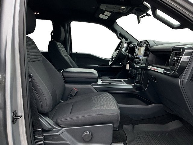 2022 Ford F-150 XL 2WD SuperCrew 5.5' Box