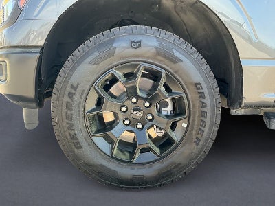2025 Ford F-150 4WD STX