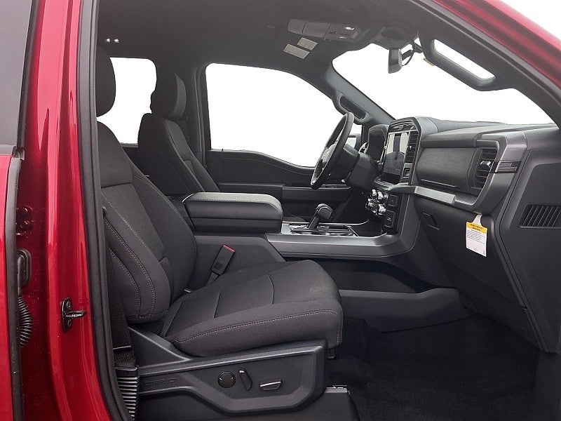 2025 Ford F-150 4WD XLT