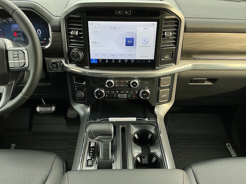 2026 Ford F-150 4WD LARIAT