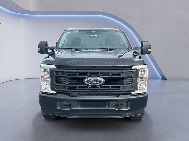 2026 Ford Super Duty F-350 SRW XL 2WD Reg Cab 8' Box