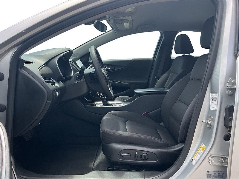2022 Chevrolet Malibu LT w/1LT