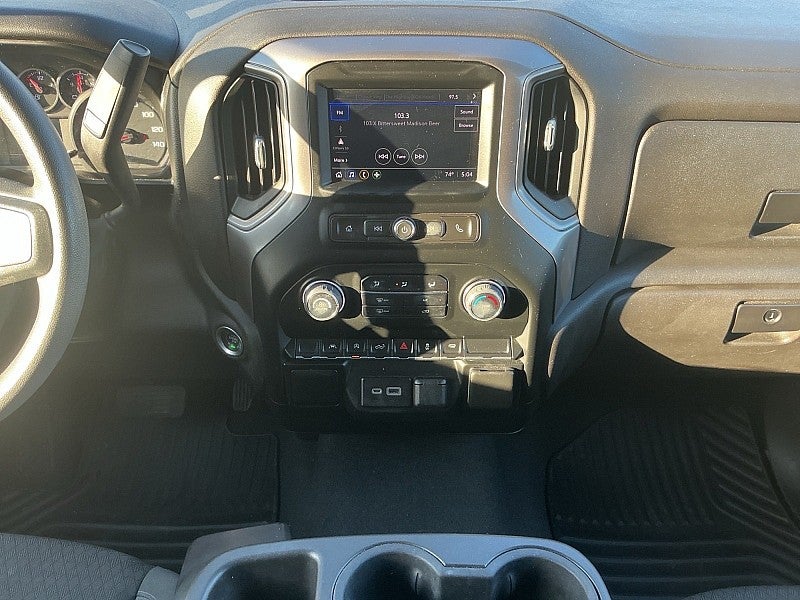 2022 Chevrolet Silverado 1500 2WD Custom