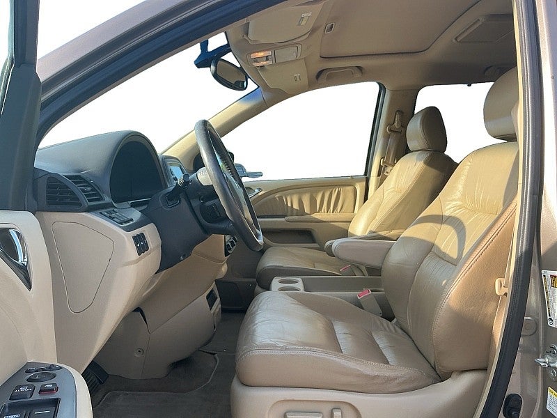 2008 Honda Odyssey Touring w/ Navigation & RES
