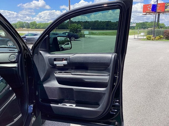 2019 Toyota Tundra 4WD SR5