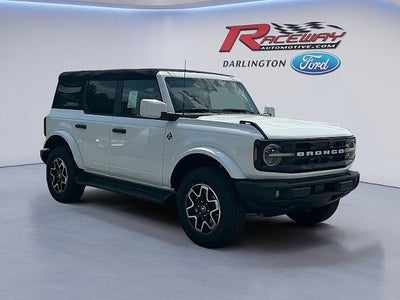 2026 Ford Bronco Outer Banks®